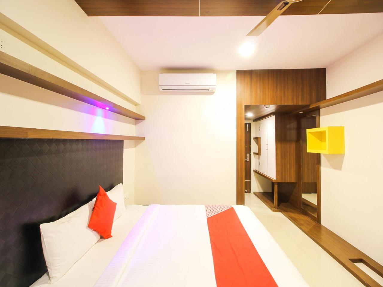 Rio Meridian Hotel Mysore Luaran gambar