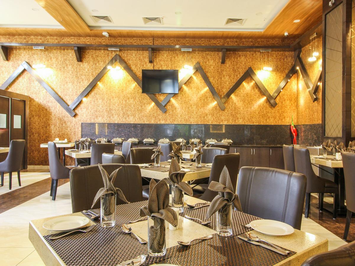 Rio Meridian Hotel Mysore Luaran gambar