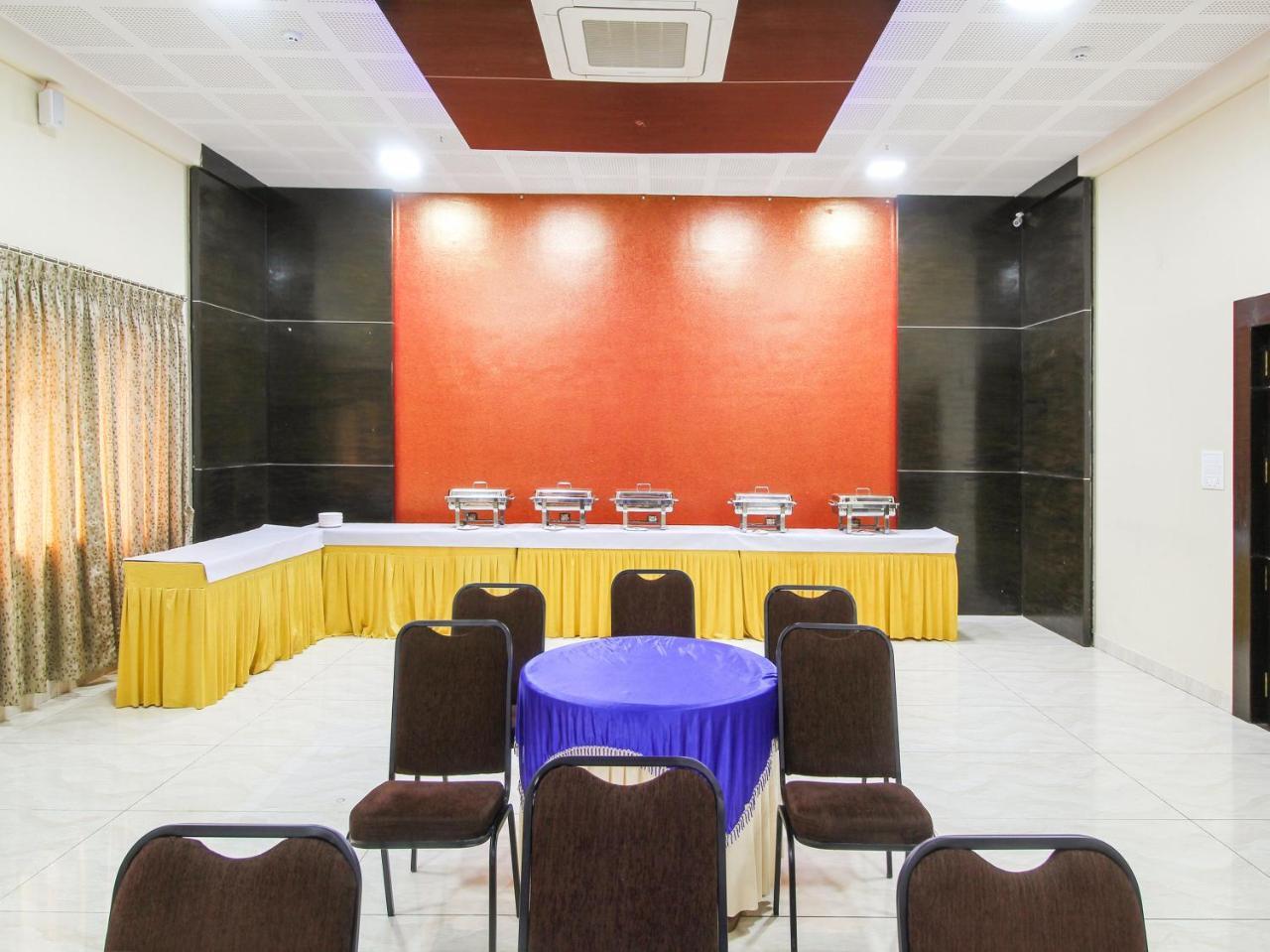 Rio Meridian Hotel Mysore Luaran gambar