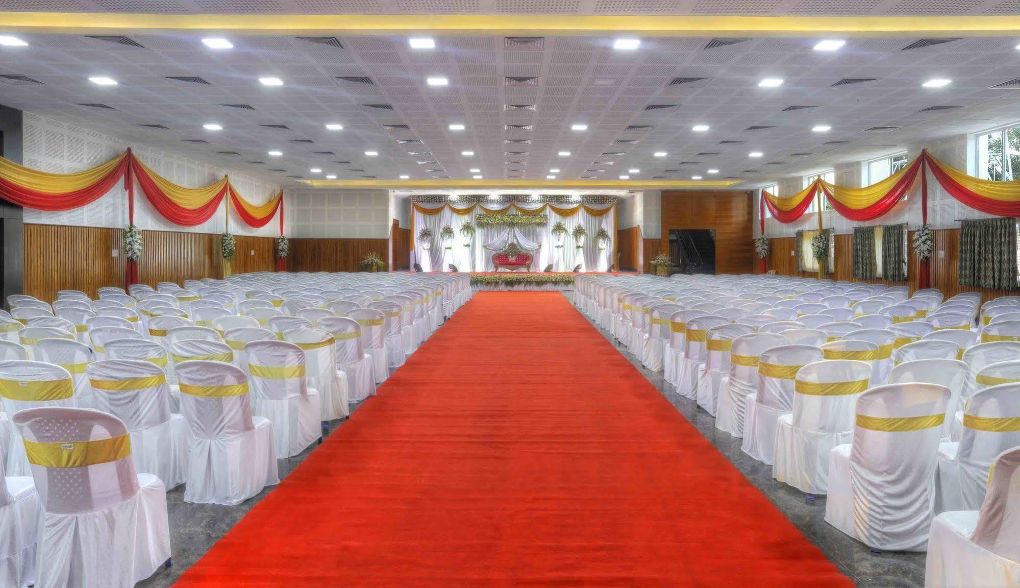 Rio Meridian Hotel Mysore Luaran gambar